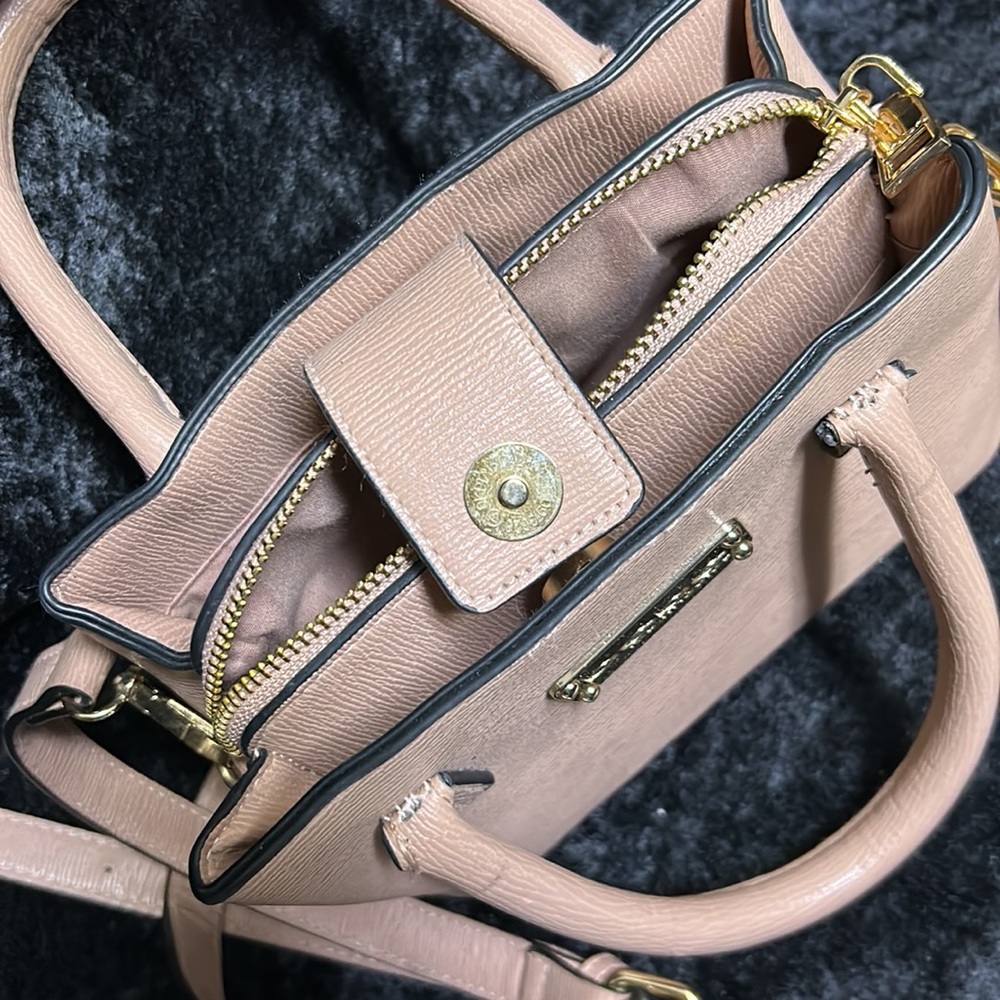 Darling BEBE Los Angeles purse with zipper compartment and snap closure. - Picture 3 of 13